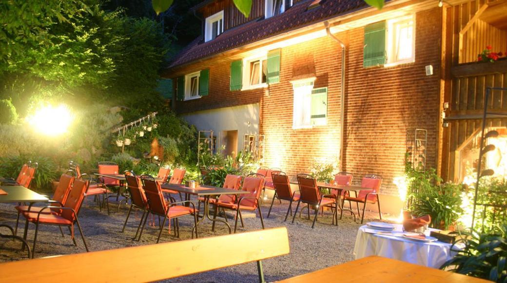 Hotel Gasthaus Schaefle Buerserberg Exterior photo