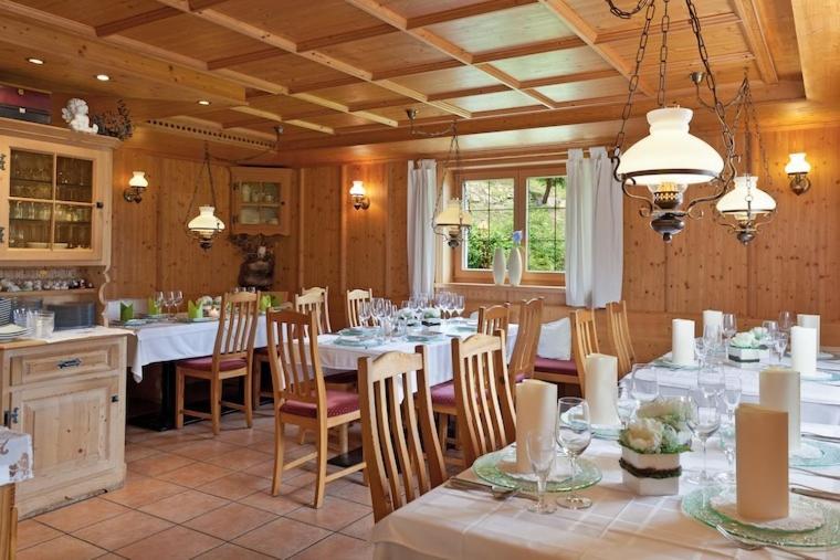 Hotel Gasthaus Schaefle Buerserberg Exterior photo